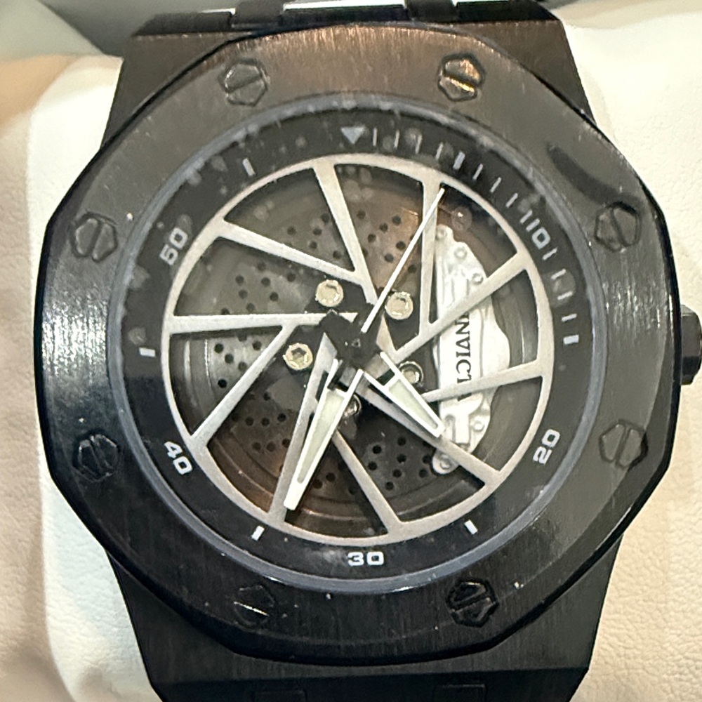 #89 Invicta Speedway Rim Men’s Watch-42mm, White